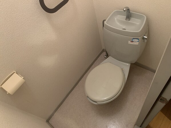 リヴェール北代の物件内観写真